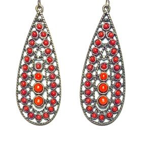 Large tear drop earrings w/ beaded detail